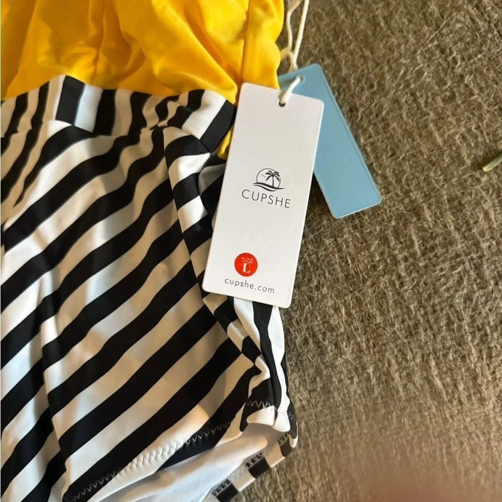 Cupshe Yellow and Black Striped Swimsuit